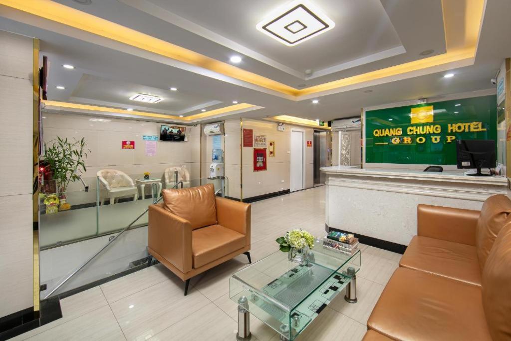 Quang Chung Hotel - 56 Le Van Thiem - By Bay Luxury Ханой Экстерьер фото